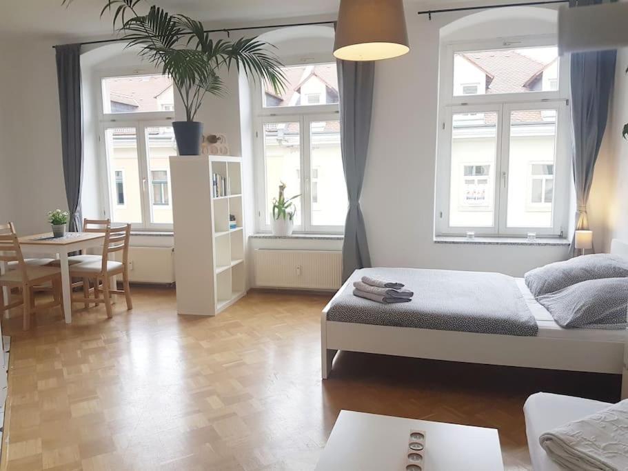 Studio In Dresden Neustadt Louisenstrasse Екстериор снимка